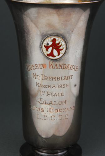 Red Birds Ski Club / Kandahar Cup. Close-up.
