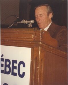 Inductee Ernie McCulloch at 1984 Canadian Ski Hall of Fame Induction Ceremony