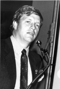 Inductee Jim Hunter at 1987 Canadian Ski Hall of Fame Induction Ceremony. 