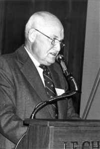 Canadian Ski Museum Chair, Bill Tindale, at 1987 Canadian Ski Hall of Fame Induction Ceremony
