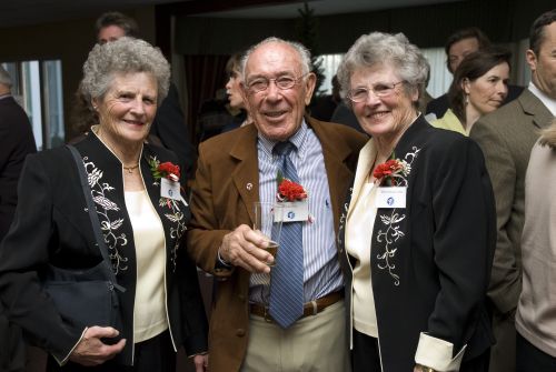 Rhona & Rhoda Wurtele and John Fripp at 2007 Canadian Ski Hall of Fame Induction Ceremony.