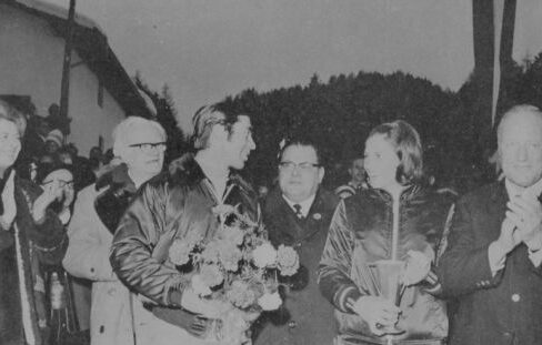 Sir Arnold Lunn (with glasses, at left)