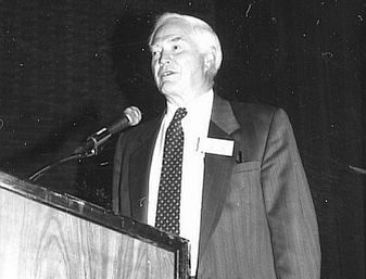 Inductee Keith Nesbitt at 1991 Canadian Ski Hall of Fame Induction Ceremony.