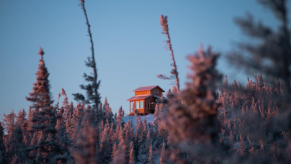 Mont &Eacute;douard backcountry cabin