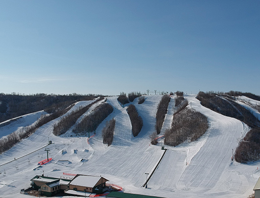 Finding a hill suitable for skiing in Saskatchewan is no small task. John Smith succeeded in spades!